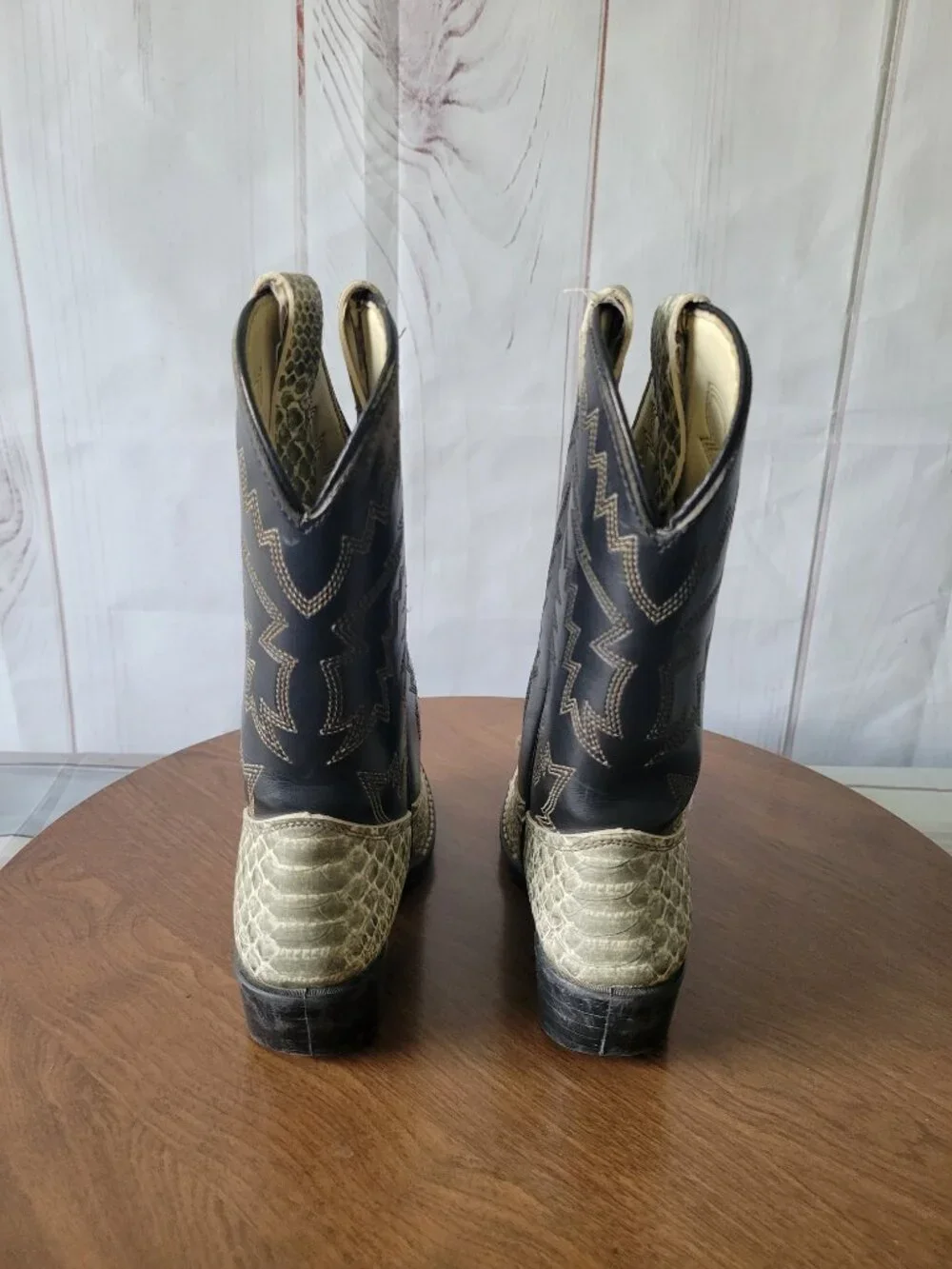 Texas Western Cowboy Boots Boy/Girl Kids Sz13 Made in USA Snakeskin pattern